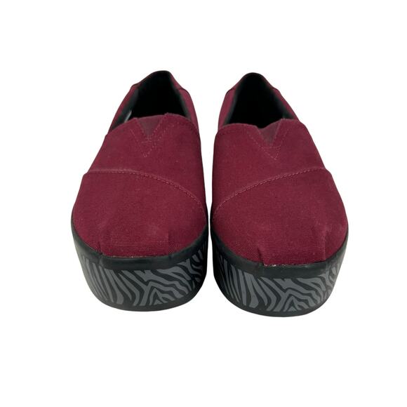 TOMS NWT Alpargata Boardwalk Maroon Canvas Zebra Platform Slip On Sneakers - Picture 4 of 12